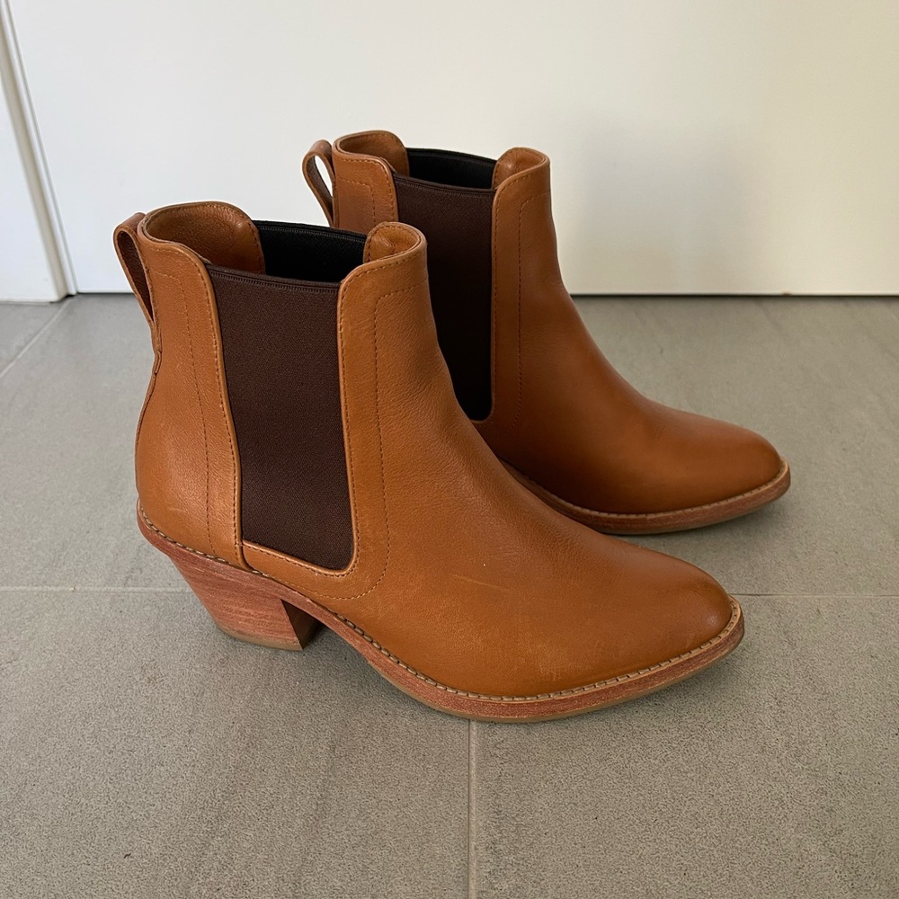 Poppy Barley Tan Ankle Boots Size 5.5